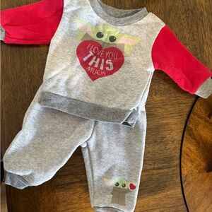 Baby Yoda set
